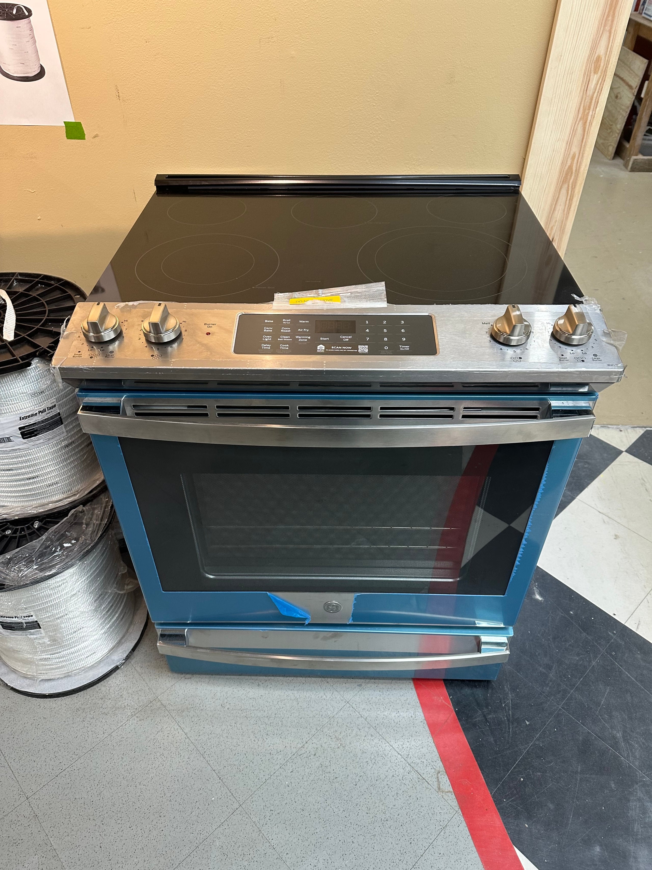 GE Stainless Steel 5.3 Cu. Ft. SlideIn Electric Convection Range